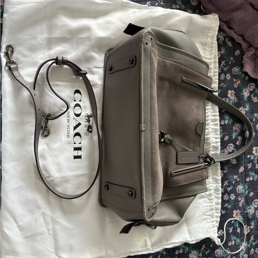 Coach Gray Shoulder Bag with Structured Design